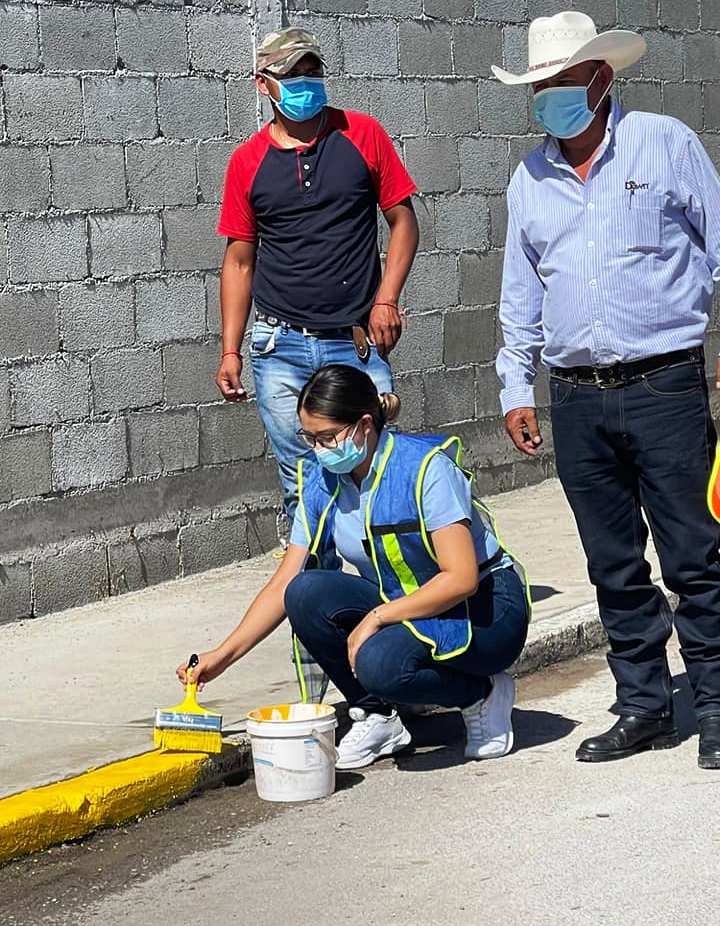 ¡¡Alcaldesa trabaja en el embellecimiento de nuestro municipio!!