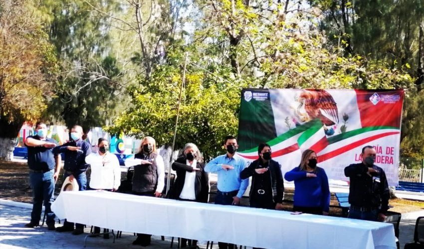 “24 de Febrero/Día de la Bandera de México: orgullo nacional, libertad, justicia y nacionalidad”