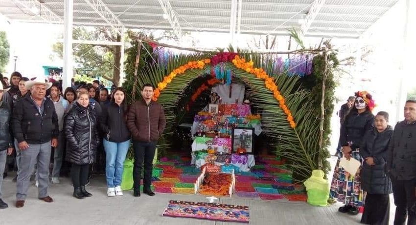 ALCALDEZA BRISA VERBER RODRIGUEZ PRESENTE EN CONCURSO DE ALTARES,CATRINAS Y CATRINES,  ¡¡DIA DE MUERTOS!!